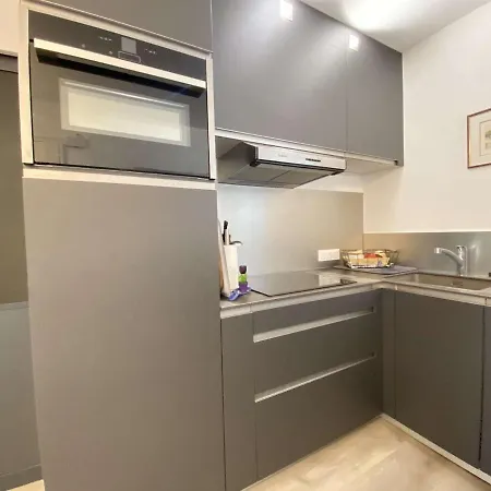 Διαμέρισμα T3 A Avec Terrasse, Parking Et Acces Plage - Fr-1-245-185 *